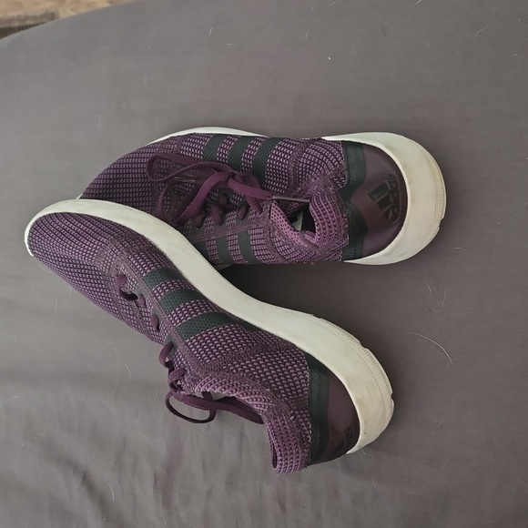 Adidas - Picture 2 of 3